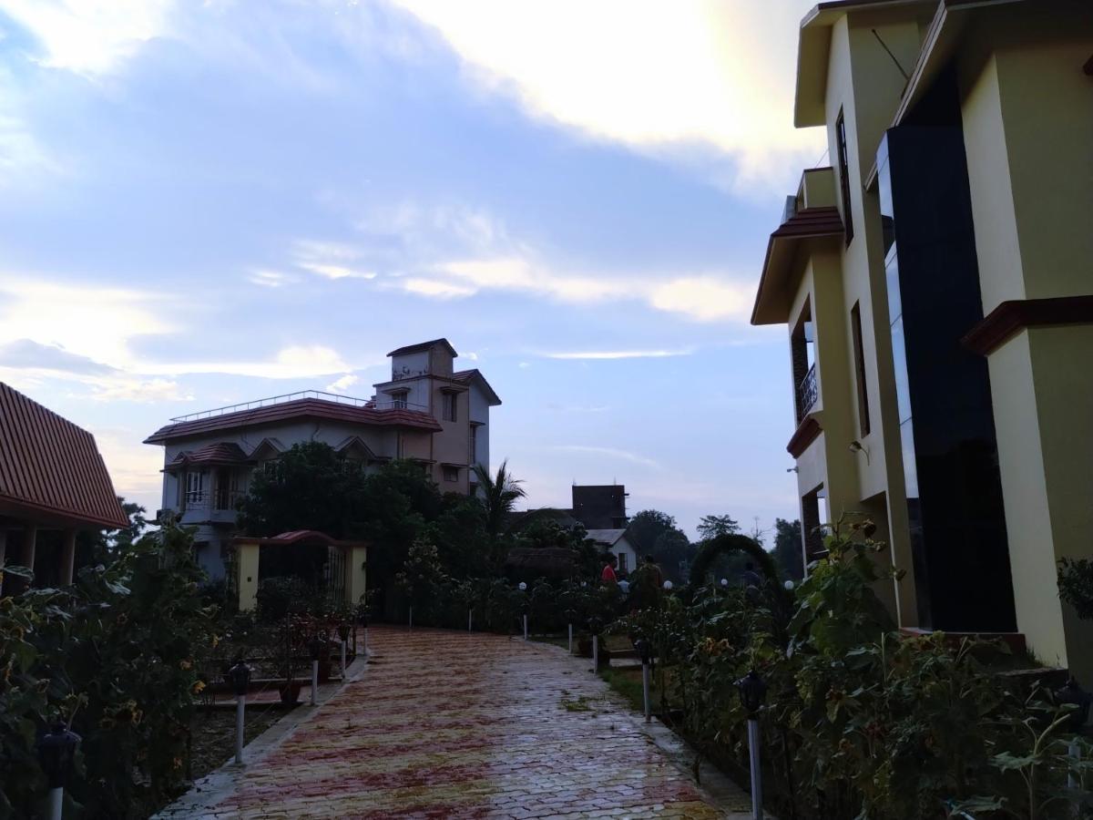 Mayabon Resort Bolpur Shānti Niketan المظهر الخارجي الصورة